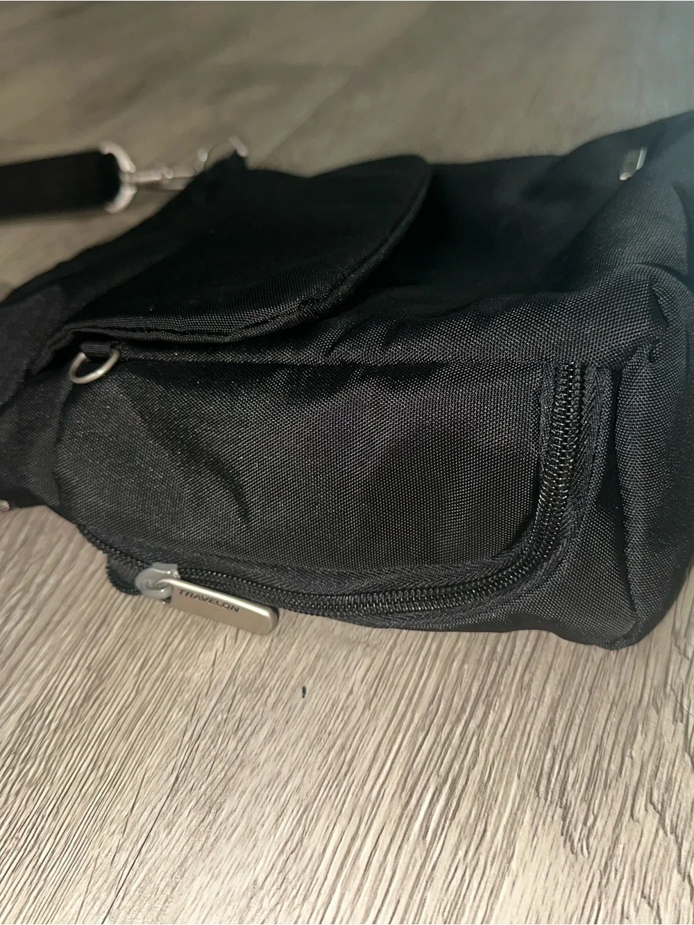 Travelon Midnight Black Anti-Theft Classic Messenger Crossbody Bag Purse